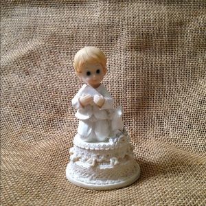 Little boysFirst Communion / prayer Figurines